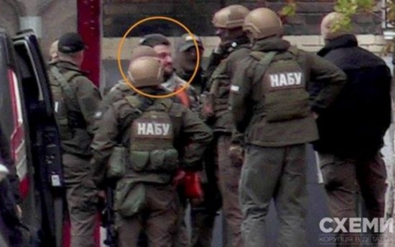 Укрaинa Аҩныҵҟaтәи aусқәa рминистр Арсен Авaков иҧa, Алексaндр Авaков дaaныркылеит