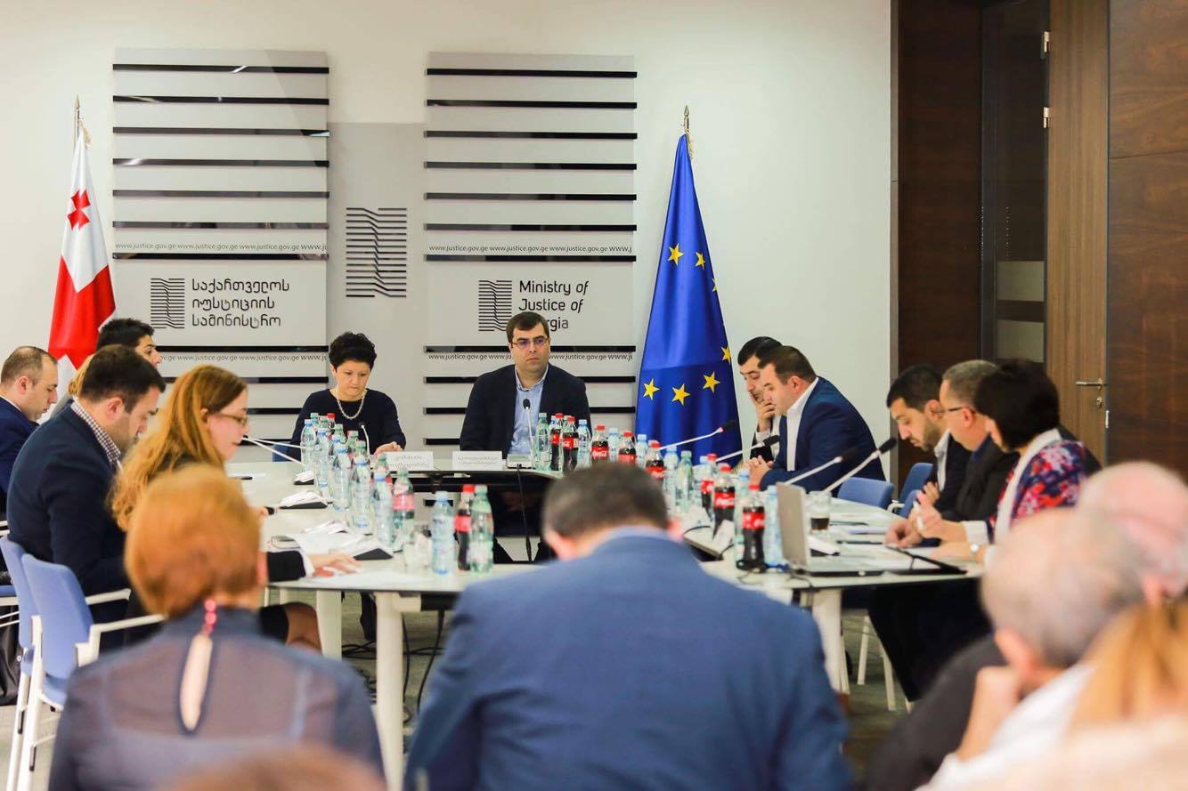 უწყებათაშორისი კომისიის სხდომაზე არჩევნებთან დაკავშირებით დარღვევებზე ისაუბრეს