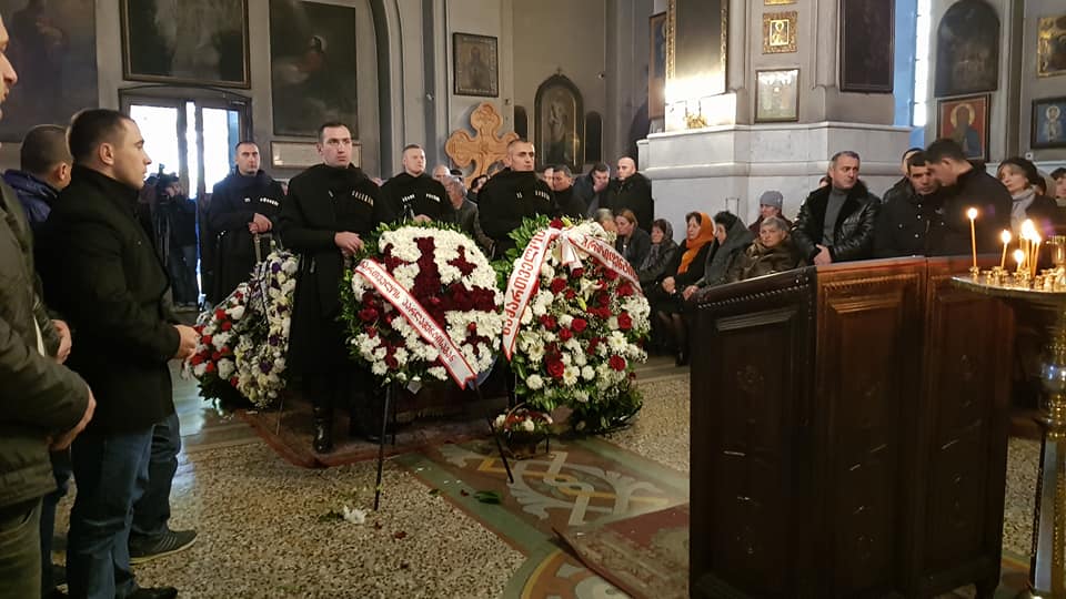 Гражданская панихида по спецназовцу Иване Голашвили в храме Кашуети