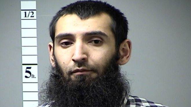 Nyu York Terror aktında ittiham olunan özünü günahsız hesab edir