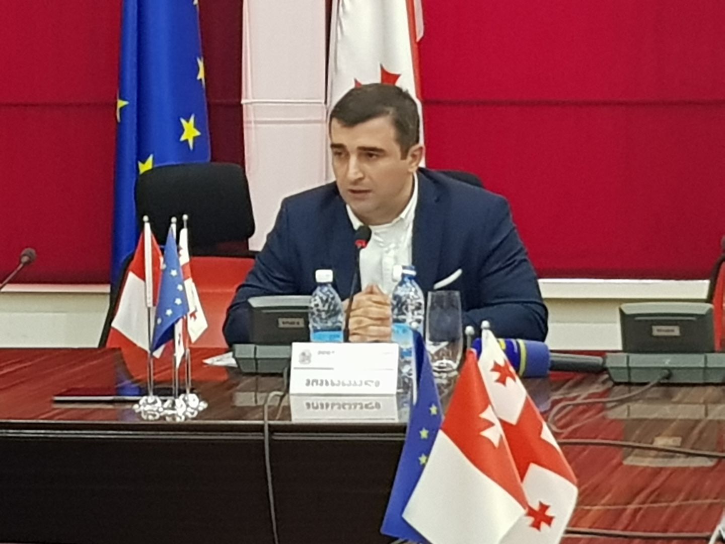 რუსთავის საკრებულოს თავმჯდომარედ ლევან ონიანი აირჩიეს