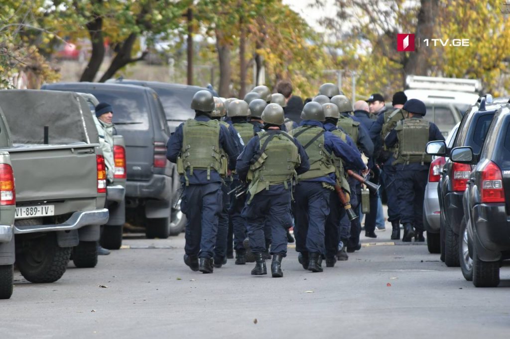 Special Squad officer wounded during special operation died
