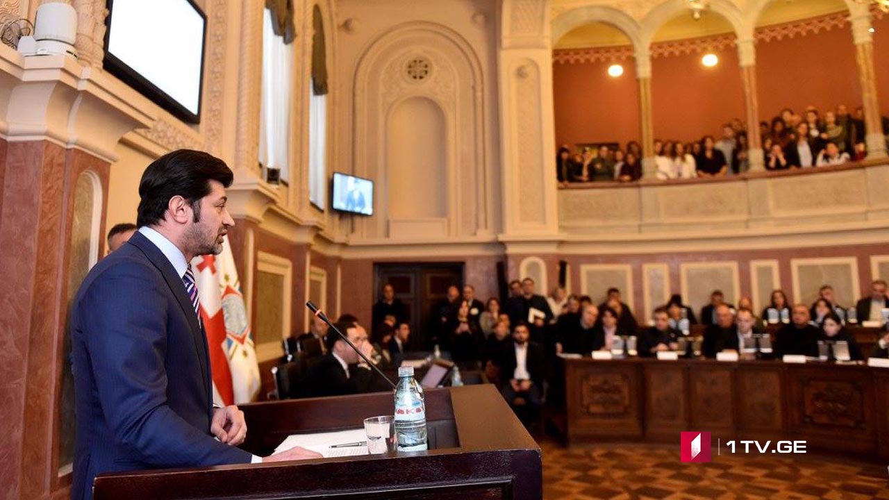 მწვავე განხილვა თბილისის საკრებულოში