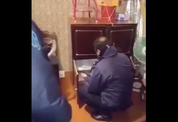 შსს ქისტაურში ჩატარებული ჩხრეკის ამსახველ ვიდეომასალას ავრცელებს