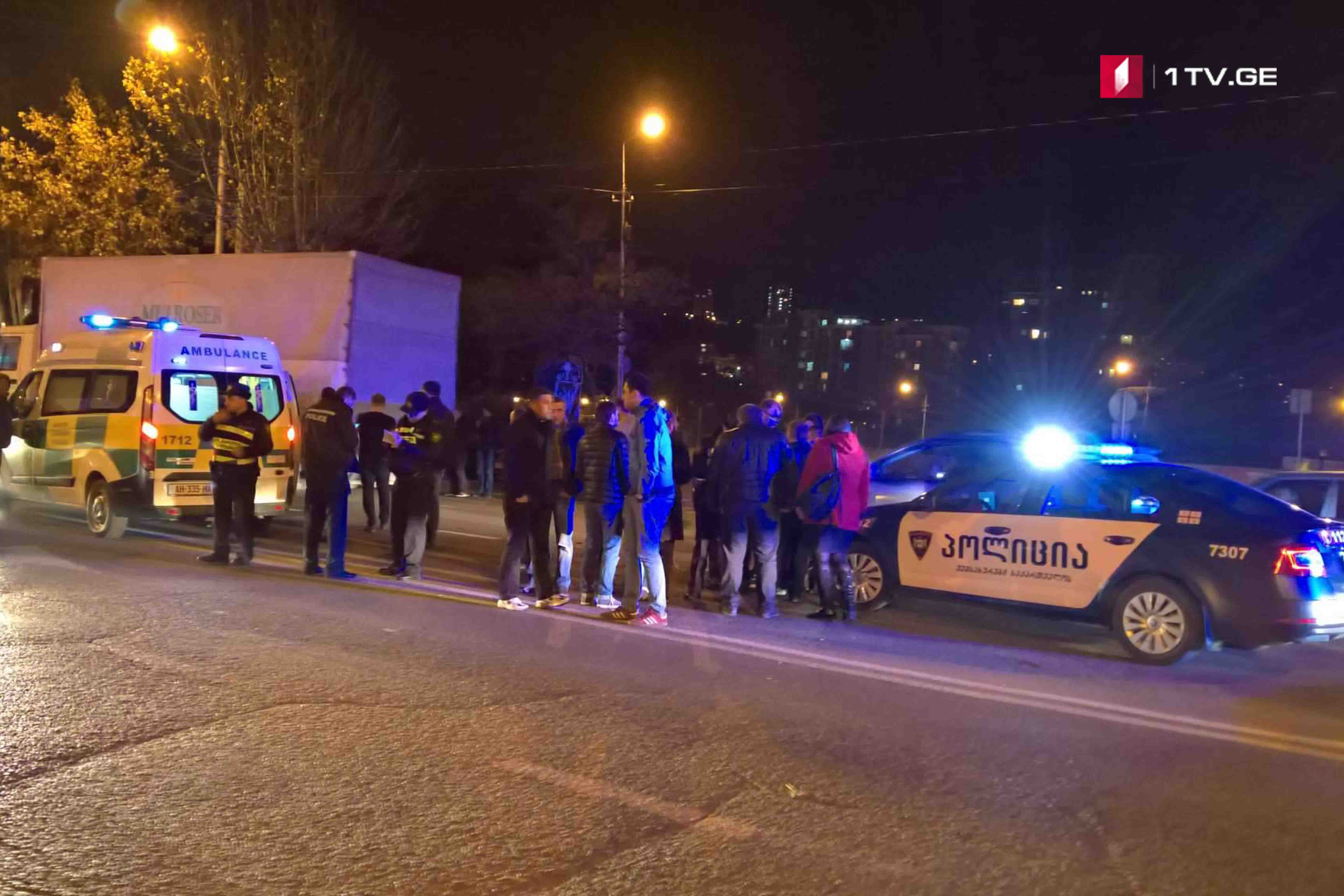 დიდუბის ავტოსადგურთან ახალგაზრდა ქალს მანქანა დაეჯახა