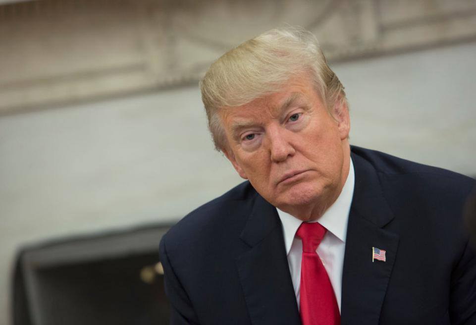 Donald Tramp "The Wall Street Journal"-ı tənqid edir