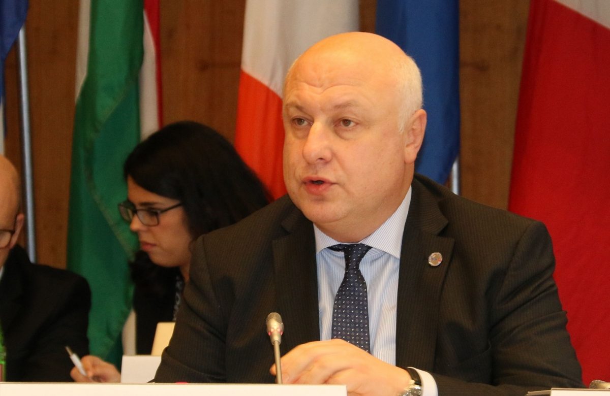 გიგი წერეთელი -  პაატა ბურჭულაძე იქნება თუ სხვა, პუტინის წინ სიმღერა ცუდია
