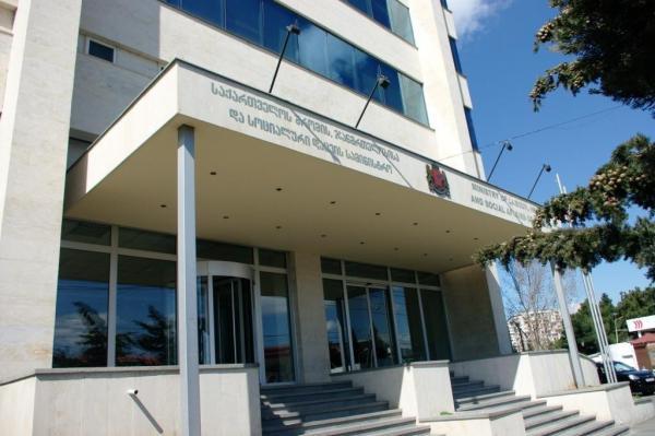 Temirlan Maçalikaşvilinin ailə üzvləri ilə görüşdə türk klinikasının nümayəndəsi də iştirak edirdi