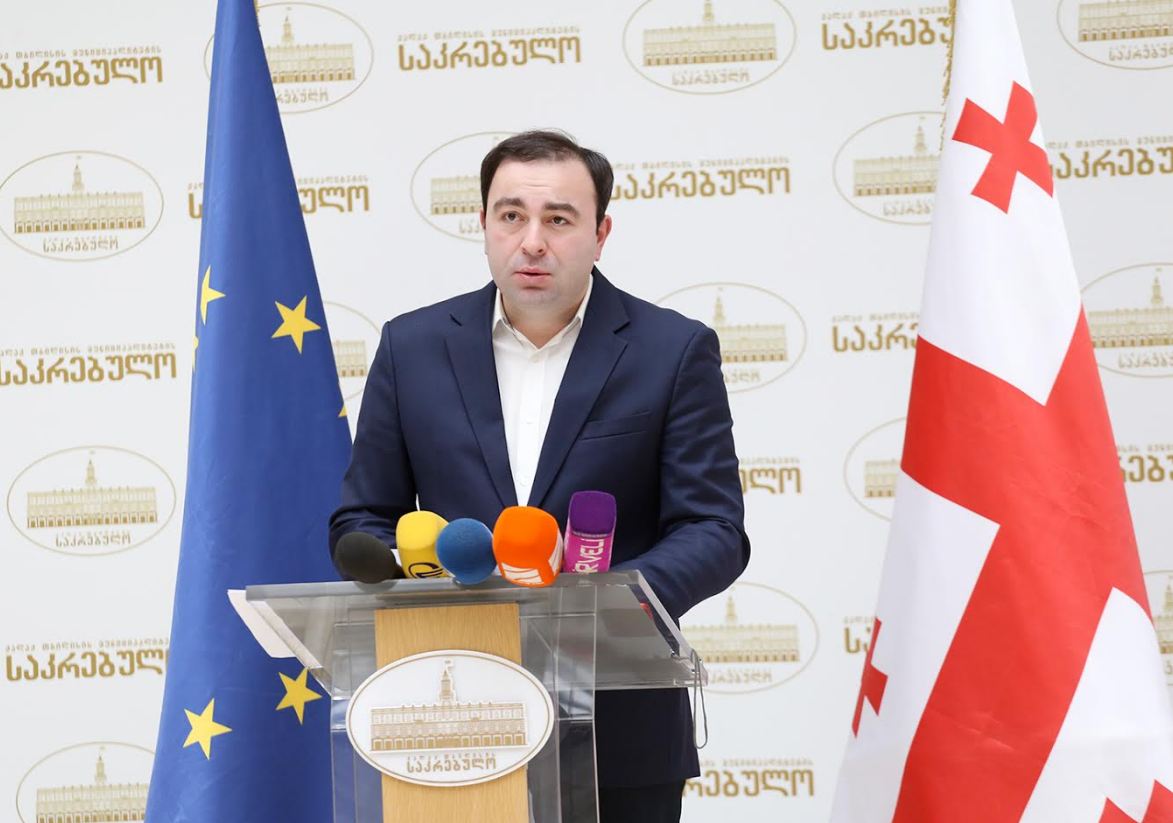 ჯაბა ჯიშკარიანი „ნაციონალურ მოძრაობას“ ომში გარდაცვლილი გმირების ოჯახებით მანიპულირებისგან თავის შეკავებისკენ მოუწოდებს
