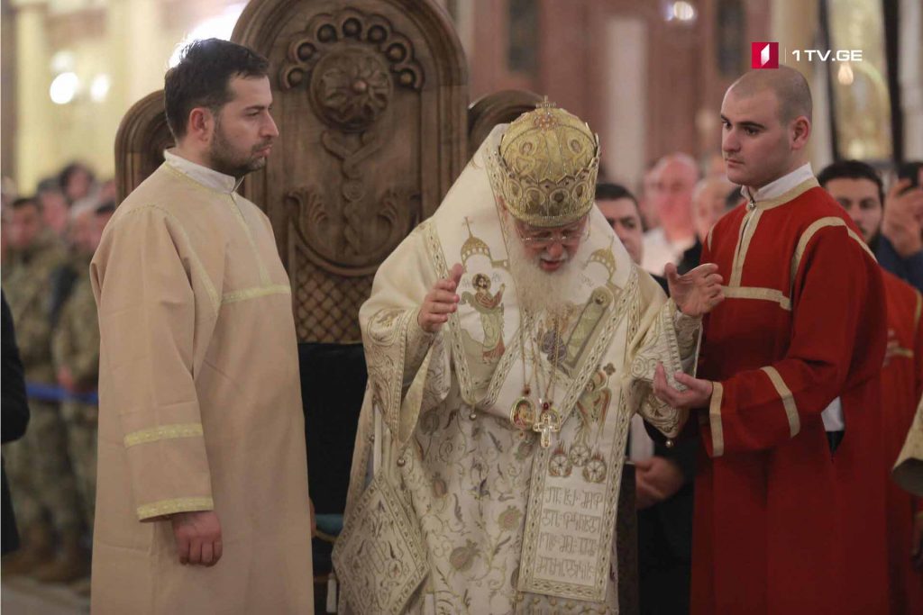 Patriarx - Beynimizdə olan fikirlərə görə, etdiyimiz işlərə görə, dediyimiz sözlərimizə görə cavab verməliyik