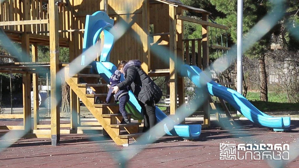 დეკრეტულ შვებულებამდე 2 კვირით ადრე გათავისუფლებული თანამშრომელი