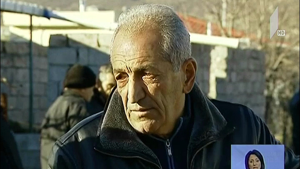არჩილ ტატუნაშვილის ოჯახი საპროტესტო აქციას მართავს
