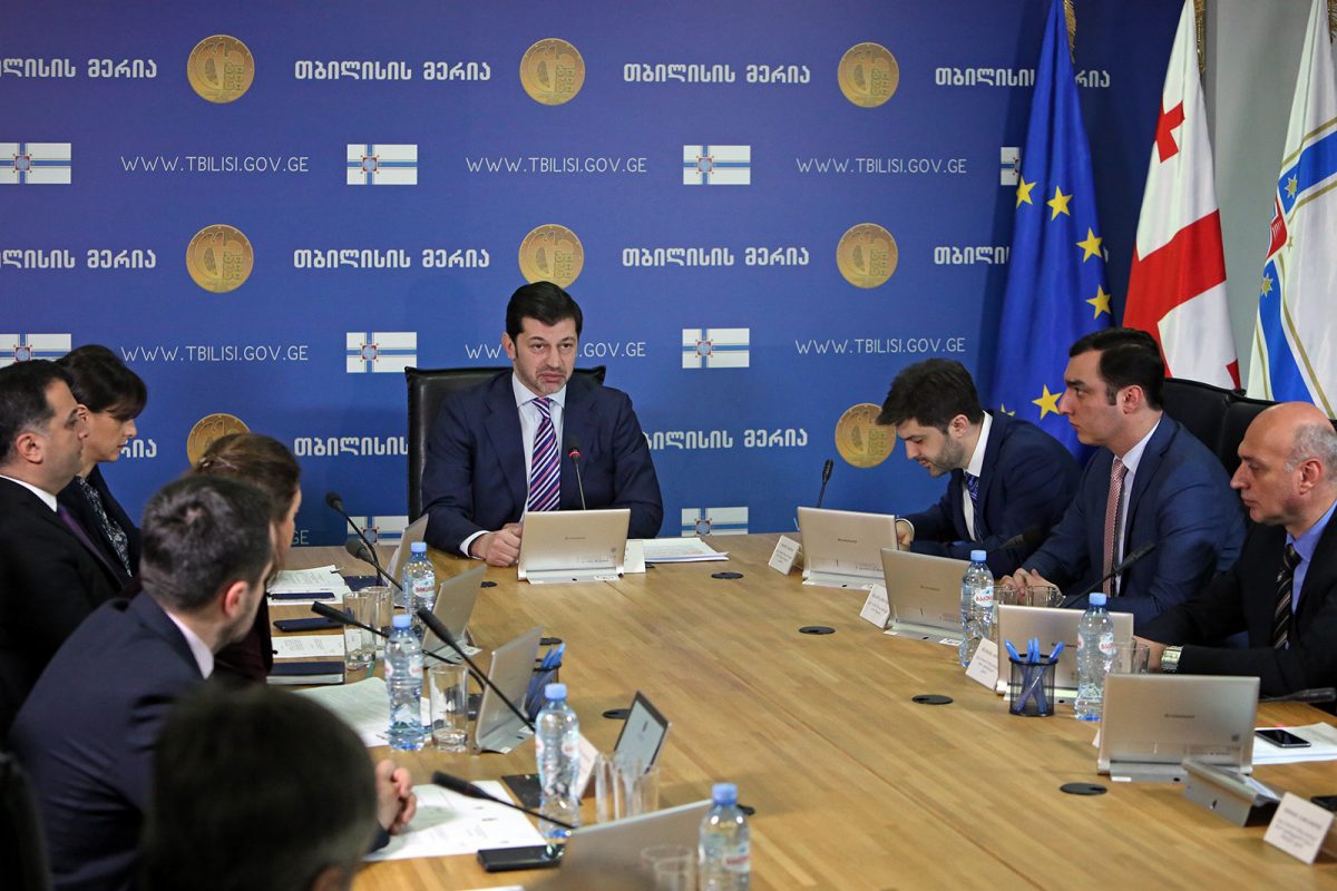 პირველი მარტიდან, ვაკის რაიონის 32 ქუჩაზე ნაგავშემკრები კონტეინერების დაცლა 22:00 საათიდან მოხდება