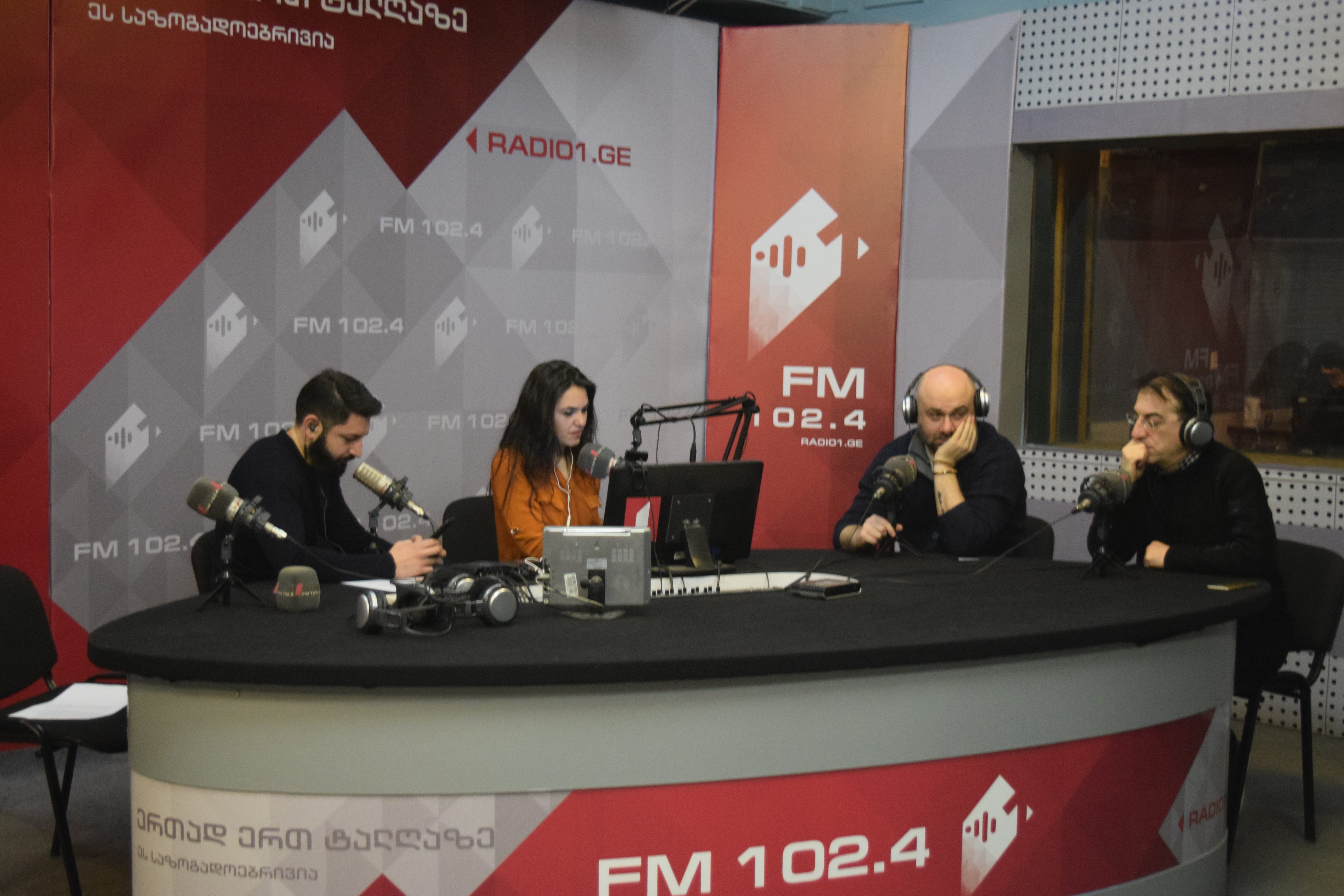 მუსიკალური გადაცემა, "აკუსტიკა" იწყება