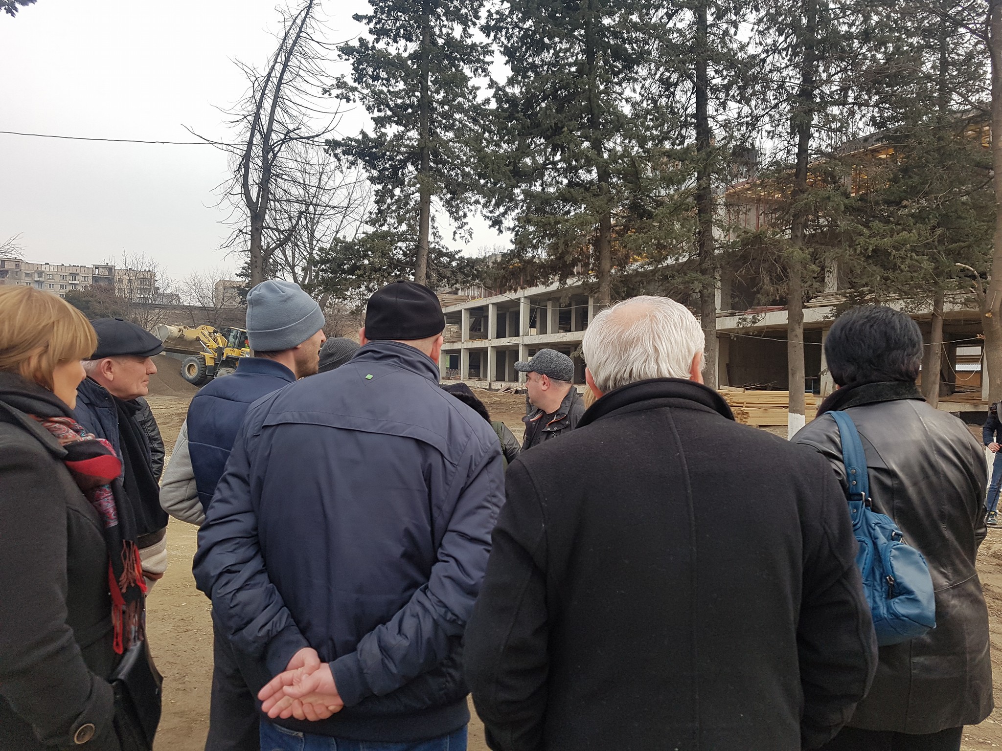 სამშენებლო კომპანია „სვეტის“ მშენებარე კომპლექსთან მენაშენეთა აქცია გაიმართა