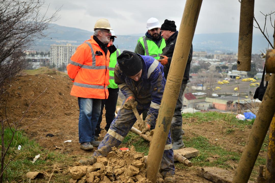ნაძალადევში პირველად, გეოდინამიკური მდგომარეობის საფუძვლიანი შესწავლა მიმდინარეობს