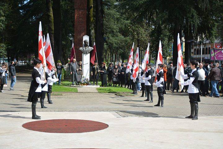 ზუგდიდის მუნიციპალიტეტში ზვიად გამსახურდიას დაბადების დღე აღნიშნეს