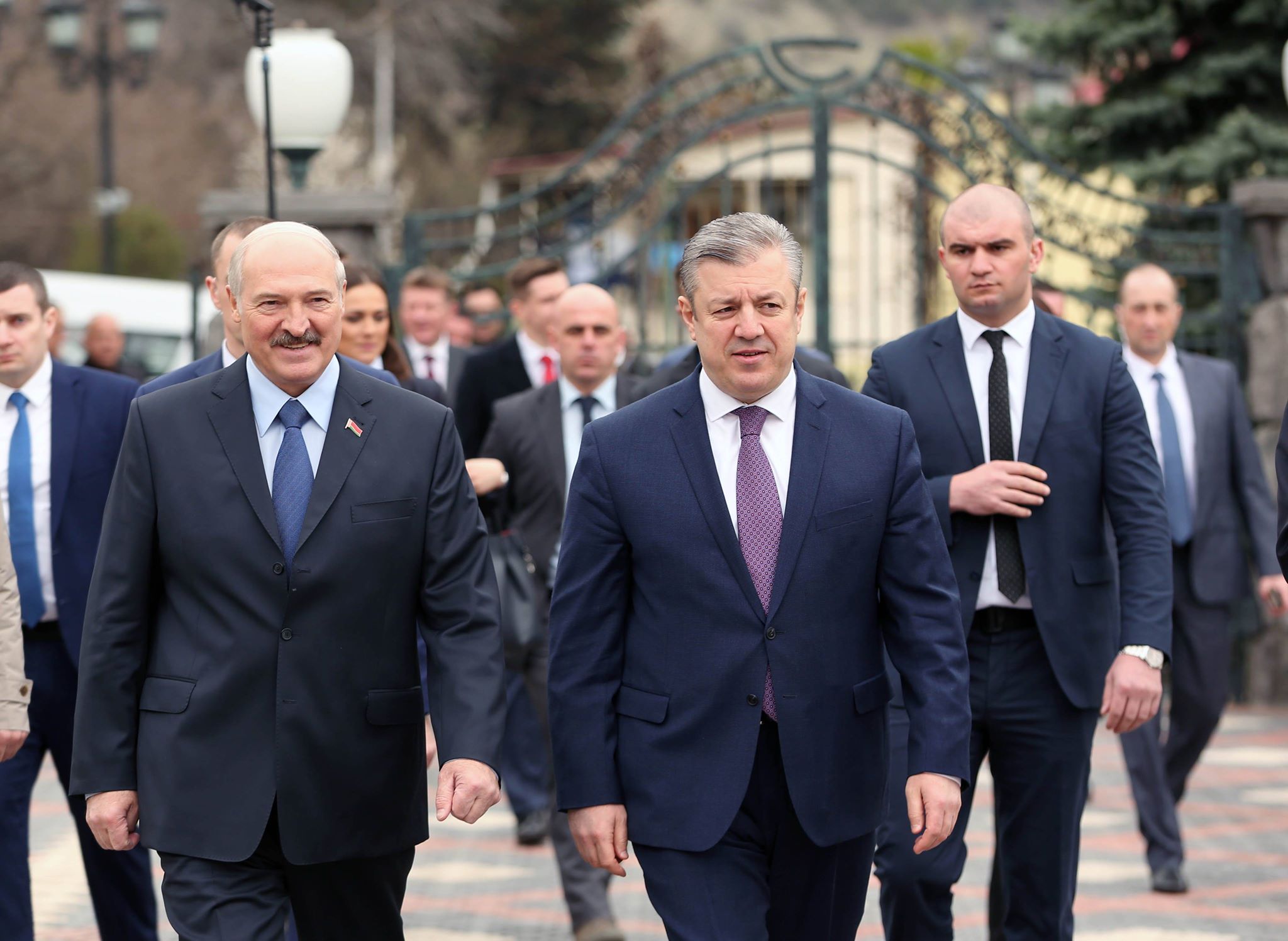 გიორგი კვირიკაშვილმა ალექსანდრ ლუკაშენკოს სამუშაო სადილზე უმასპინძლა