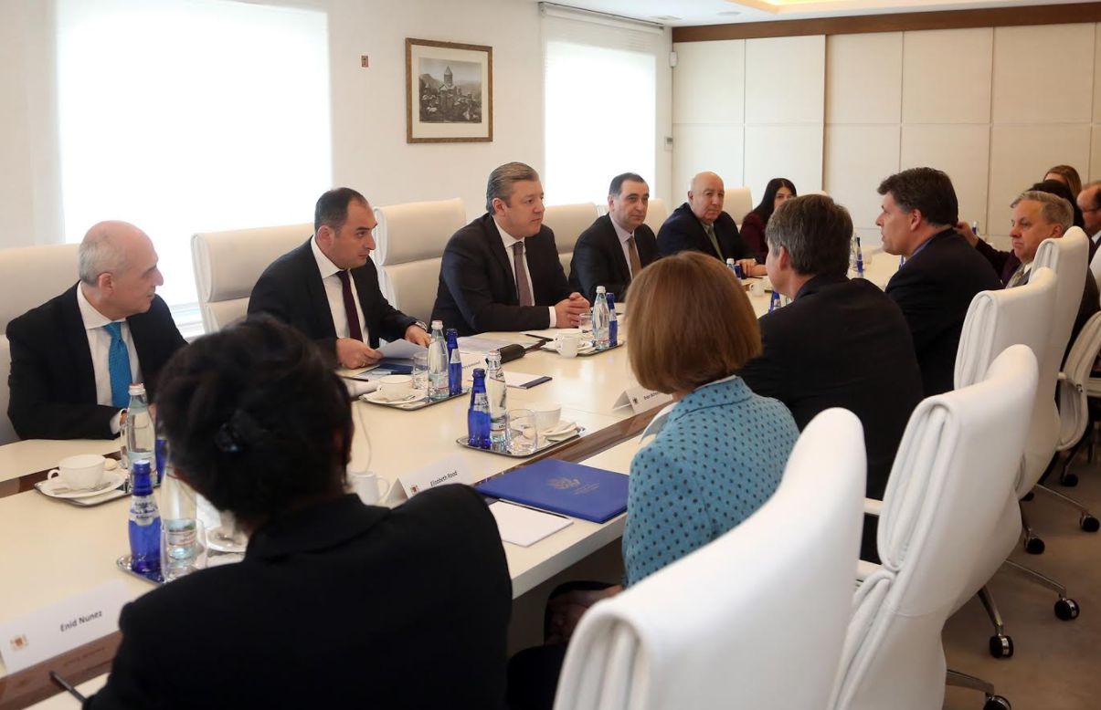 EWG საქართველოს მთავრობის მიერ აღებულ კურსს მხარს უჭერს