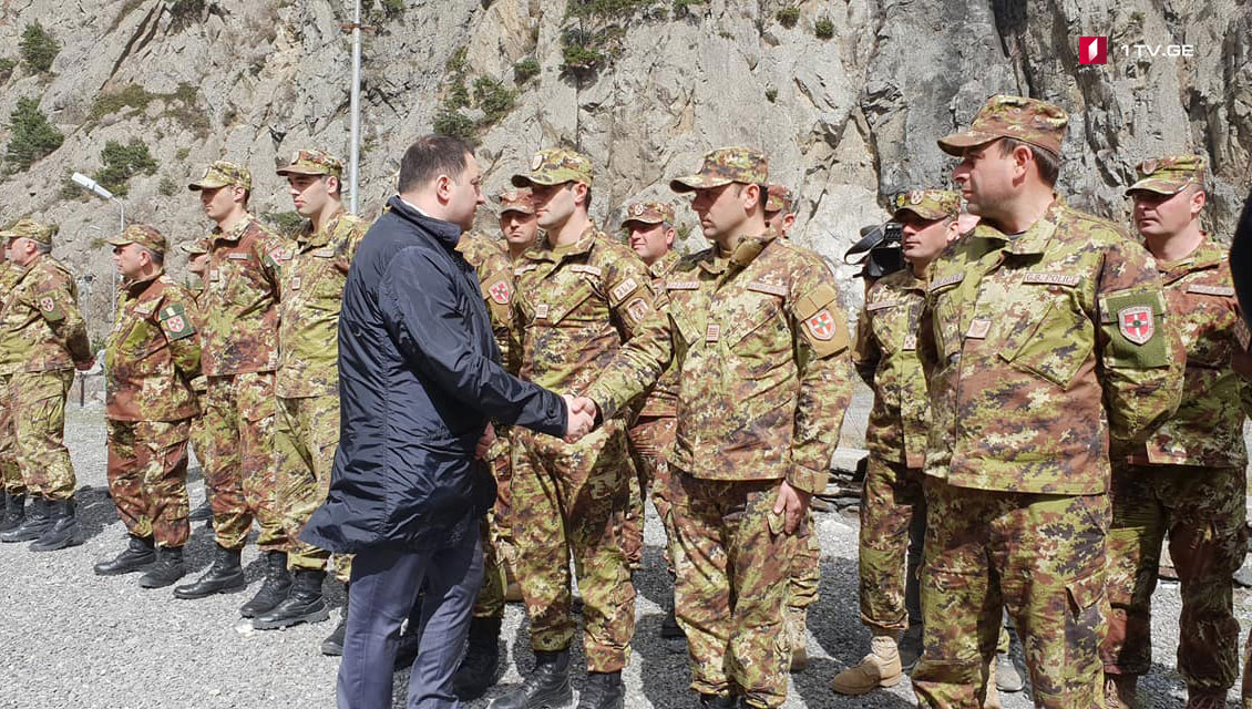სასაზღვრო პოლიციის უფროსმა მესაზღვრეებს პროფესიული დღე მიულოცა