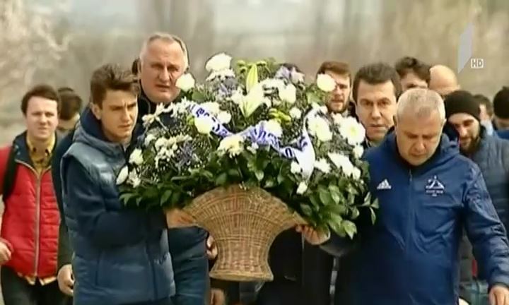 წილკანში არჩილ ტატუნაშვილის სამოქალაქო პანაშვიდი გრძელდება
