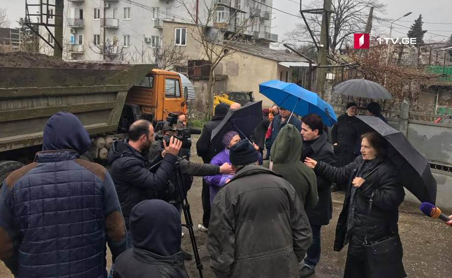 ქუთაისში, გაფრინდაშვილის ქუჩის მცხოვრებლები აქციას მართავენ