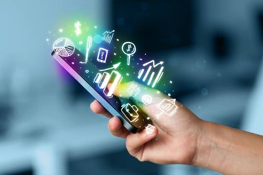 Telekomunikasiya tenderinin başa çatmasına qədər dövlət qulluqçuları köhnə tariflərdən istifadə edəcəklər
