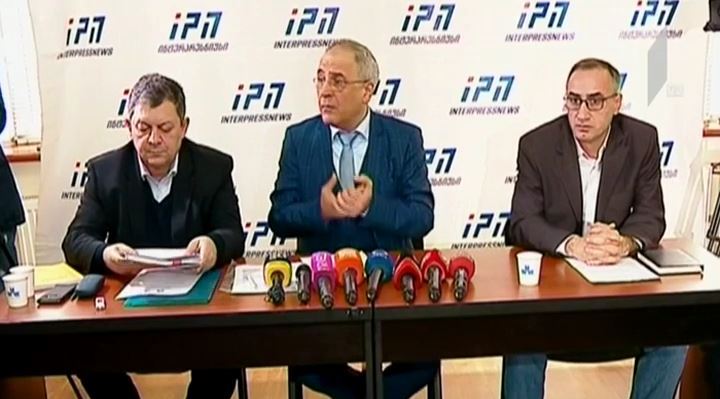 „სტერეო+“-ის დამფუძნებელი ბიზნესმენ ბეჟუაშვილს კომპანიის წილების მითვისებაში ადანაშაულებს