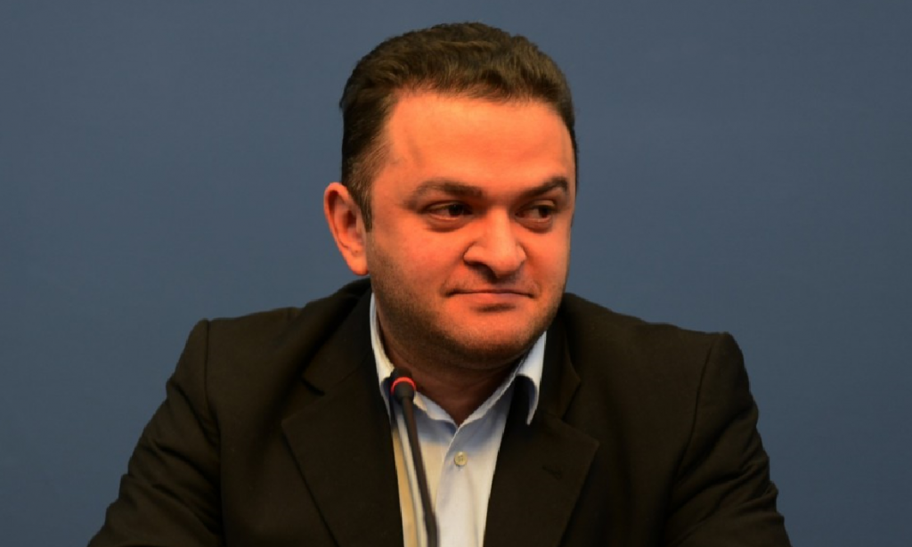 Այն թիմի հետ, որը աջակցում է Նինիա Կակաբաձեի թեկնածությանը, ես չեմ կարող աշխատել. Գեդևան Փոփխաձե
