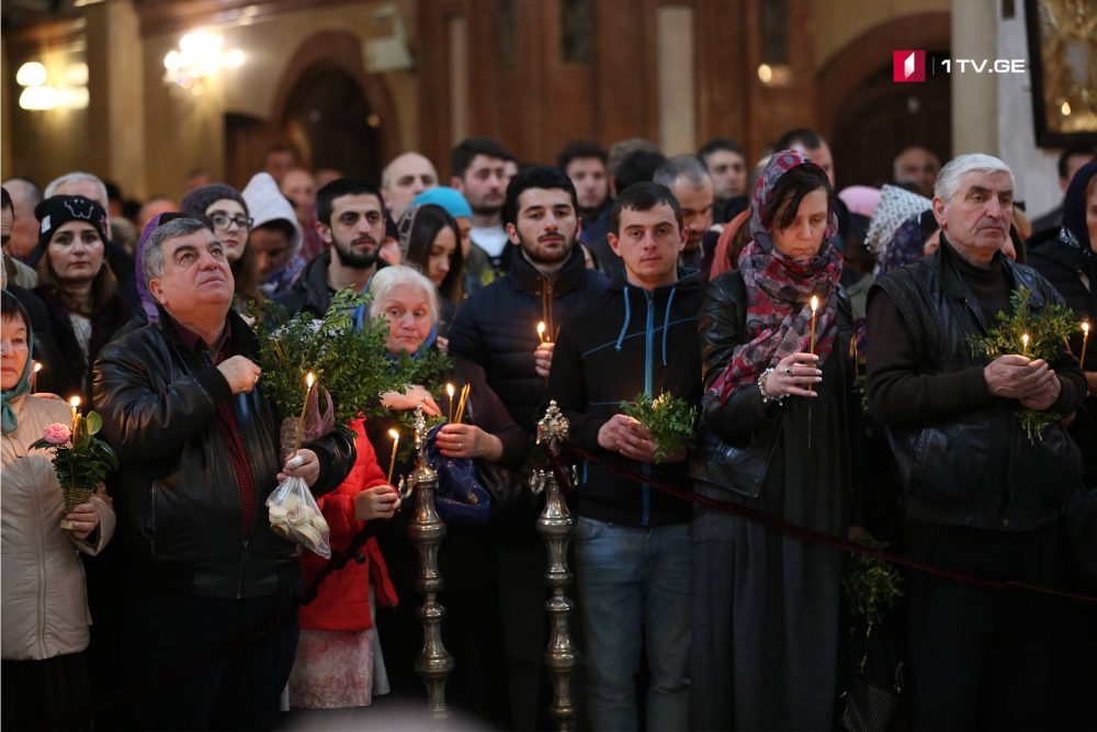 შვიდგზის ზეთისცხება სამების საკათედრო ტაძარში 3 აპრილს 18:00 საათზე შესრულდება 