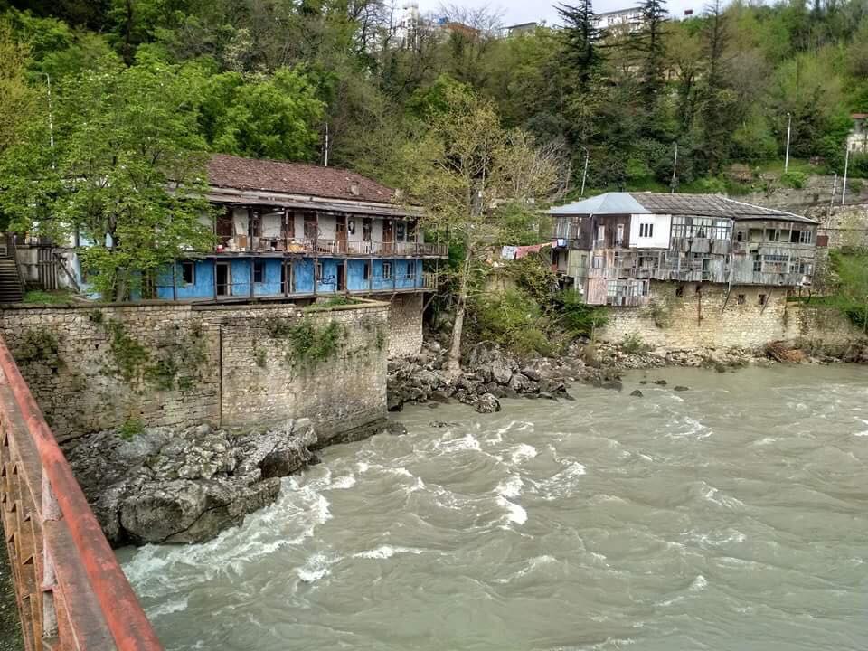 ქუთაისში რიონისპირა სახლების რესტავრაცია-მშენებლობა იგეგმება