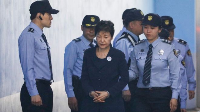 სამხრეთ კორეის ყოფილი პრეზიდენტს 24 წლით თავისუფლების აღკვეთა მიუსაჯეს