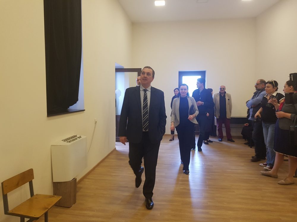 მიხეილ გიორგაძემ თეატრისა და კინოს უნივერსიტეტში განხორციელებული სარეაბილიტაციო სამუშაოები დაათვალიერა
