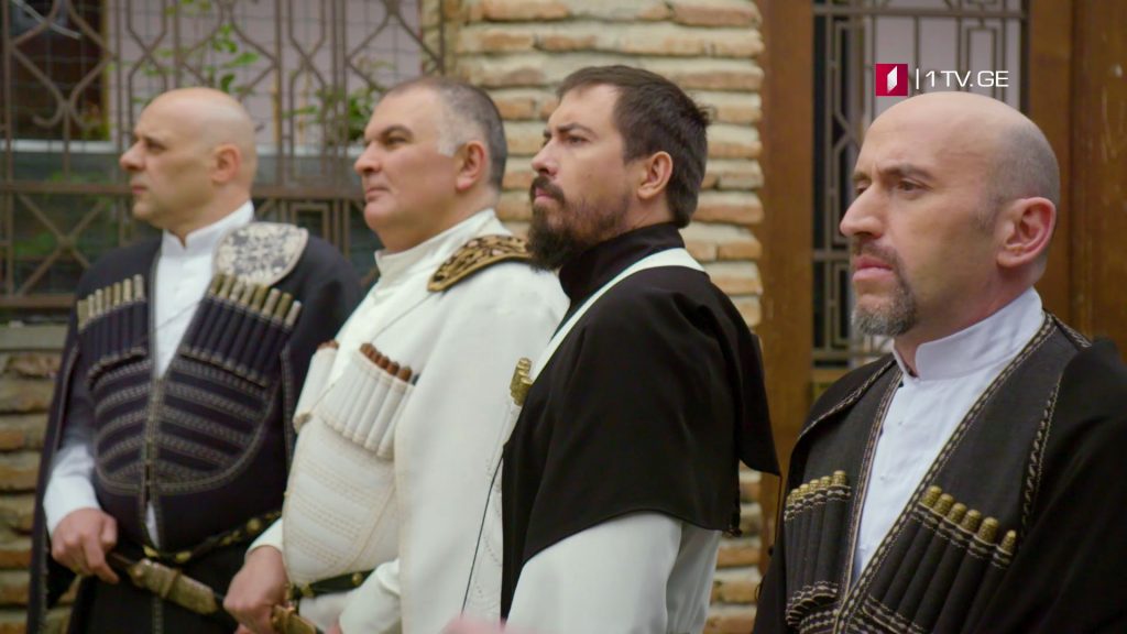 Mayın birindən Birinci Kanalda "Katsebi" (kişilər) yumoristik tokşou başlayır