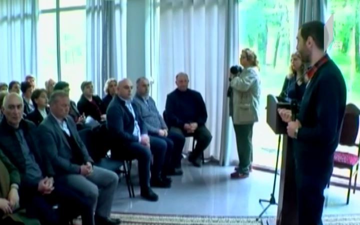 ესეების კონკურსი ბიბლიოთეკარებისთვის