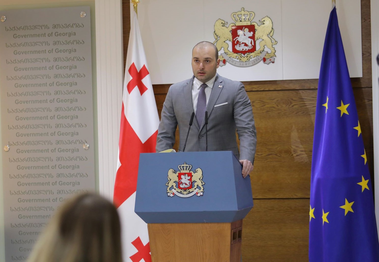 გამსესხებლებს მომხმარებლისგან დაგირავებული ნივთის გარდა, სხვა ქონების მოთხოვნა აეკრძალებათ - ხუთი პრინციპი ჭარბვალიანობის შესამცირებლად
