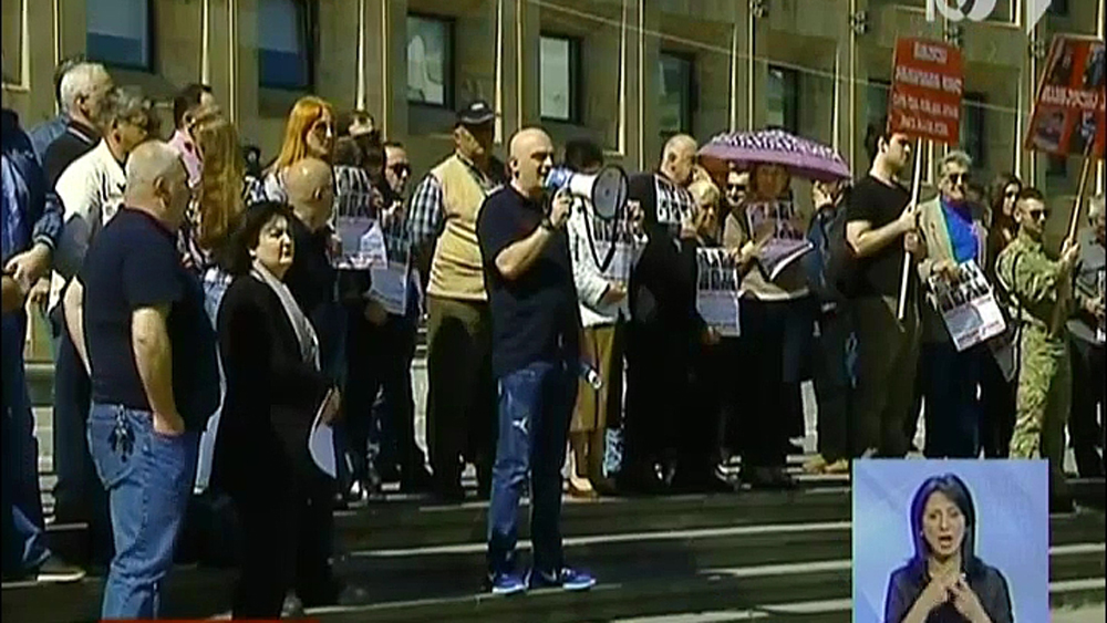 შიმშილობის აქცია მთავრობის ადმინისტრაციასთან