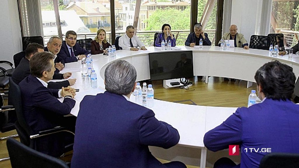 პოლიტსაბჭოს ახალი შემადგენლობა