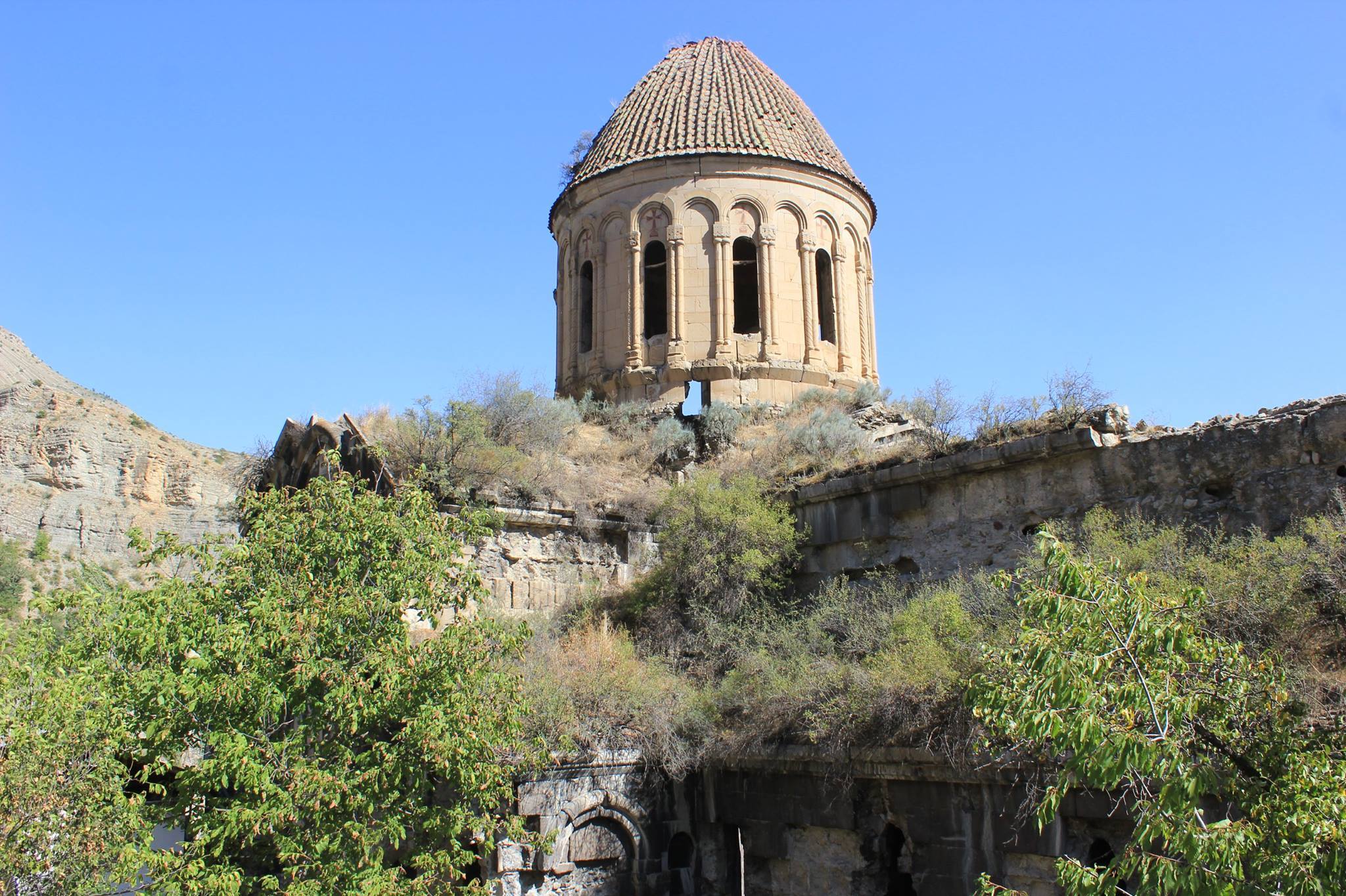 თურქეთის ტურიზმისა და კულტურის მინისტრის მოადგილე აცხადებს, რომ ოშკის რეაბილიტაცია უახლოეს პერიოდში განახლდება