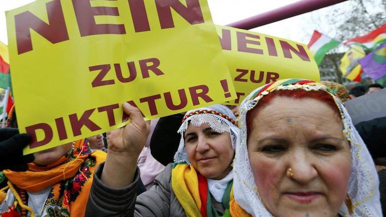 თურქეთი გერმანიას ორმაგ სტანდარტებში ადანაშაულებს