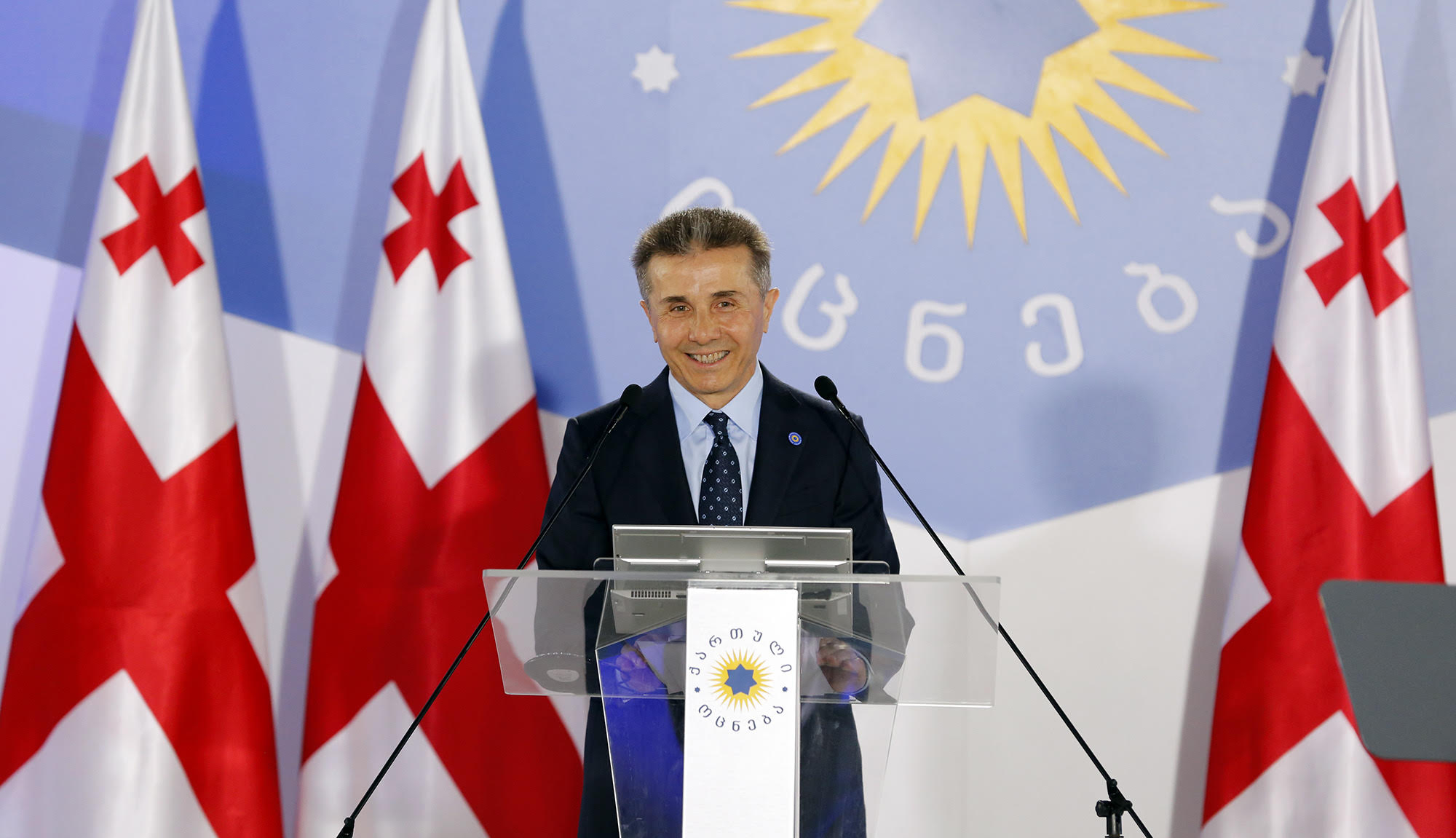 ბიძინა ივანიშვილი - საქართველოში თითქმის ვერ ვნახავთ პოლიტიკოსს, ექსპერტს, ვინც გასაგებად ახსნიდა, რომ ევროპას მრავალი კატაკლიზმის გადატანა დასჭირდა, ვიდრე ცხოვრების დღევანდელ დონეს მიაღწევდა
