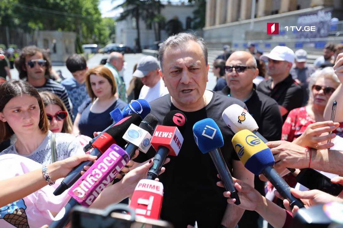 შალვა ნათელაშვილი - კარვების აშლას და ასეთ მანიპულაციებს მოჰყვება უფრო მეტი ხალხის გამოსვლა აქციაზე