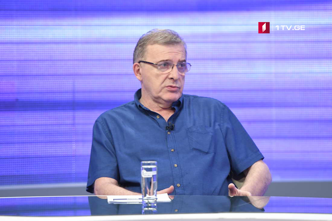 მამუკა არეშიძე - მიუხედავად იმისა, რომ გამოხატვის თვალსაზრისით მამუკა ბახტაძე თავშეკავებული ჩანს, ის აქტიურია და შესაძლოა, სხვა მიზეზებიც არის, რის გამოც კანდიდატად დასახელდა