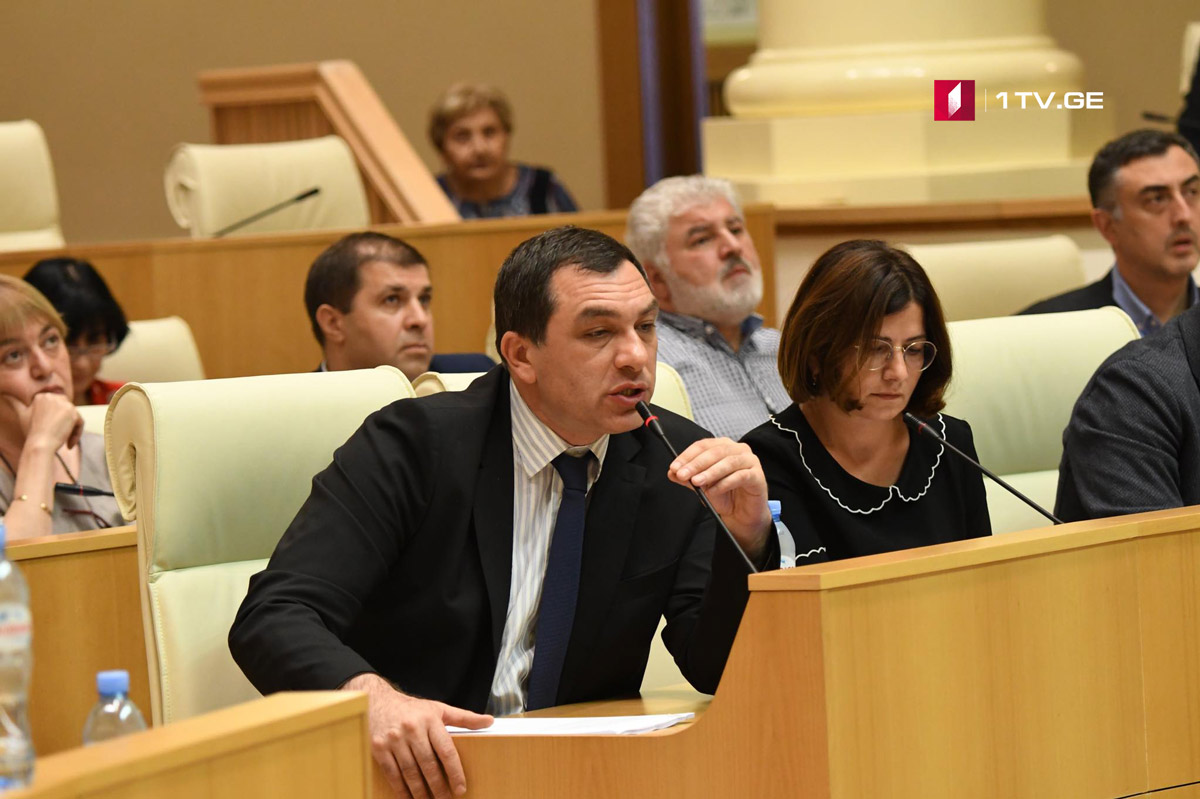 გიგა ბოკერია მამუკა ბახტაძეს - ახალი, ბრწყინვალე იდეებიდან, რომლის განხორციელებაში გიშლიდათ ხელს პრემიერ-მინისტრი კვირიკაშვილი