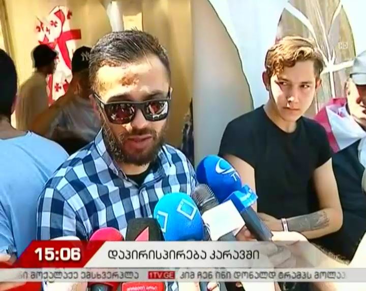 რუსთაველის გამზირზე, საავტომობილო გზიდან, კარვები ისევ პარლამენტის შენობის წინ დააბრუნეს