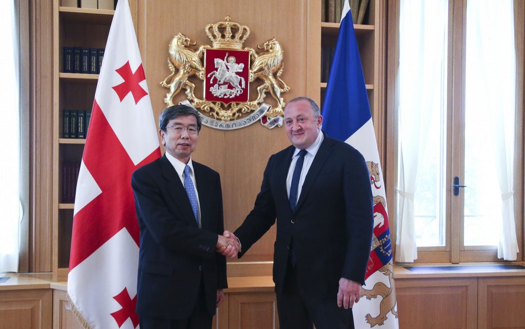 გიორგი მარგველაშვილმა საქართველოს ოფიციალური ვიზიტით მყოფი აზიის განვითარების ბანკის პრეზიდენტი ტაკეჰიკო ნაკაო მიიღო
