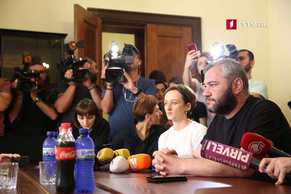 ზაზა სარალიძე - დროებით საგამოძიებო კომისიაში ეკა ბესელიას გარდა ყველას ვენდობი