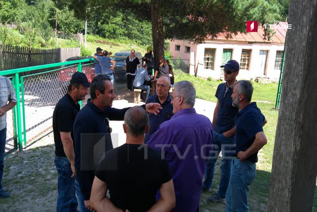 მესტიის სოფელ ნაკრაში დაგეგმილ მიკროჰესის მშენებლობას აპროტესტებენ