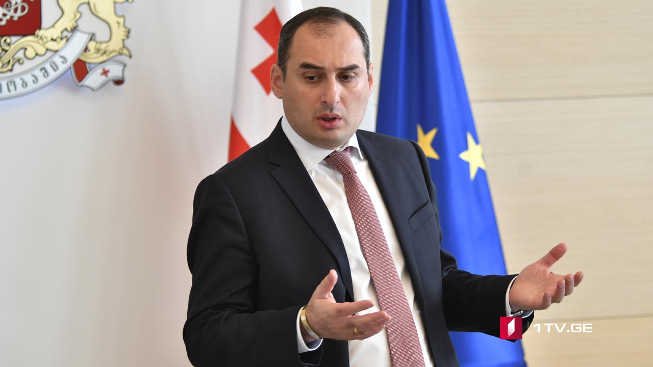 ქუმსიშვილის და ალავიძის გამოკითხვა