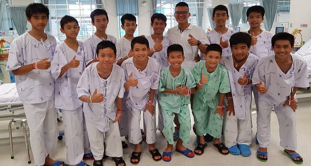 12 ტაილანდელი ბიჭი და მათი მწვრთნელი საავადმყოფოს დღეს დატოვებენ